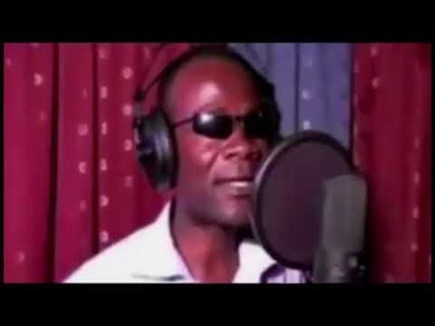 3/4 DE VÉRITÉ SOS DE L'ARTISTE MUSICIEN SAMBADIO