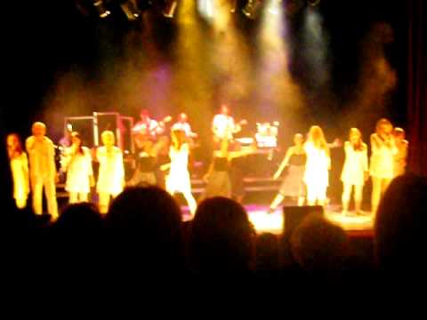 WAF kooli 'We Will Rock You' kontsert - We Are The Champions