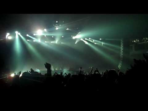 TIESTO  - ALI WILSON BOOMBOX @ THE SHRINE 11.27.09