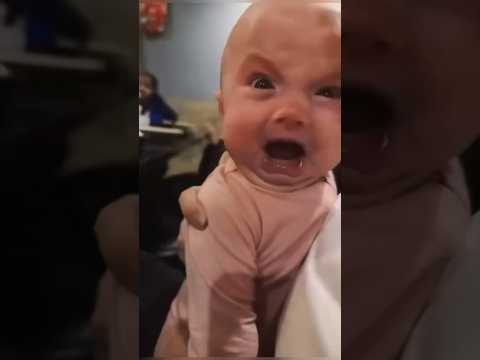 Hilarious Baby's Reaction at Hibachi Restaurant! 🔥 #viralvideo 😄👶 #FunnyMoments