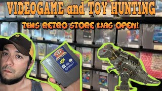 RETRO VIDEO GAME AND TOY HUNTING| I FOUND A STORE THAT WAS OPEN!