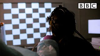 This strange fitness test measures blood flow to her brain 🧠 🤔 - BBC