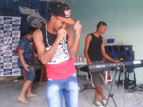 Mc Mion agitando o espaço Caldinho diogo 2