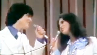 I&#39;m Leaving It All Up To You-Donny And Marie Osmond(Live)