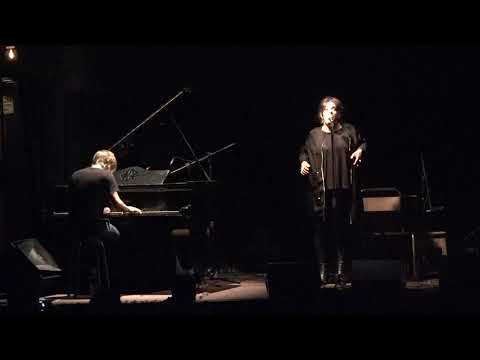 Lidia Borda Oficial & Daniel Godfrid  " En un corralón de Barracas "