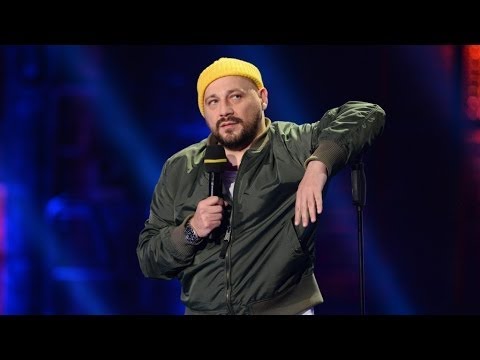Costa Meronianakis - Fightet gegen flatterndes Federvieh - Comedy Champions