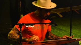 Ben Harper & Charlie Musselwhite 'When The Levee Breaks" Zeppelin Cover  Chicago, IL 3/3/13