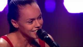 Neda Boin sings &#39;Yesterday&#39; by Beatles - The Blind Auditions - The voice of Holland 2015