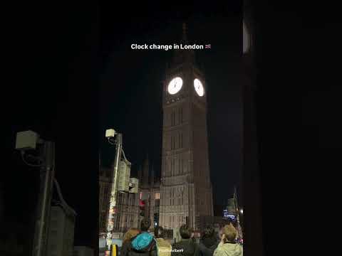 The iconic bells of Big Ben ringing in the clock change today♥️#BigBen #ClockChange #TimeChange #fyp