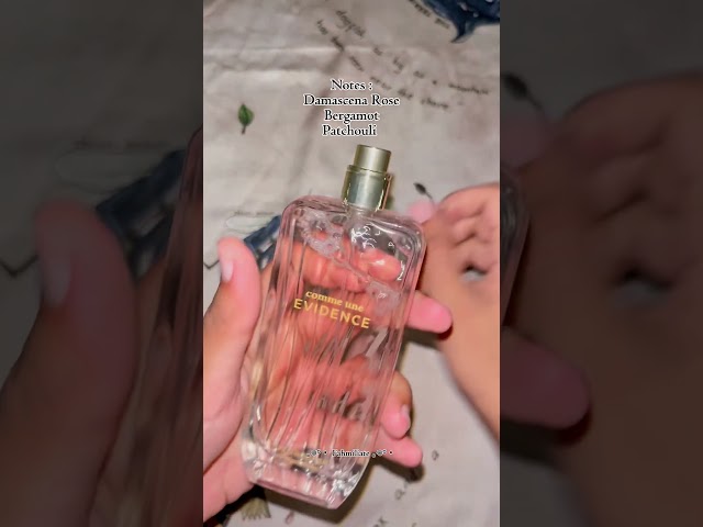 Vídeo relacionado con Yves Rocher COMME UNE EVIDENCE - Set de Regalo para Mujer: Eau de Parfum 50 ml, Gel de ducha perfumado 75 ml & Leche corporal perfumada 75 ml - Edición Limitada - Idea de Regalo Día de la madre