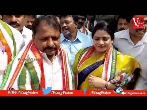 పుల్వామా అమర వీరుల సంస్మరణ at Gandhi Statue in Visakhapatnam,Vizagvision...