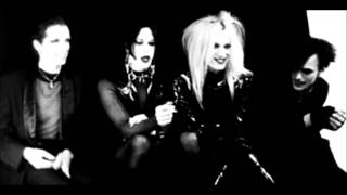 London After Midnight... The Christmas Song