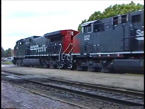 Classic Railroad Series 1041 - What's coming around that corner?