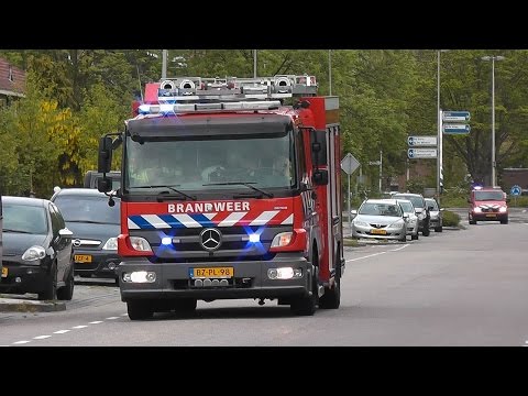PRIO 1 TS 5034 OVD 0291 en de Lifeliner 1 naar een inzet aan de Citerstraat in Purmerend