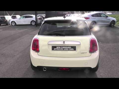 MINI HATCHBACK 1.5 Cooper 3dr Auto [Chili/Media Pack XL] U63440