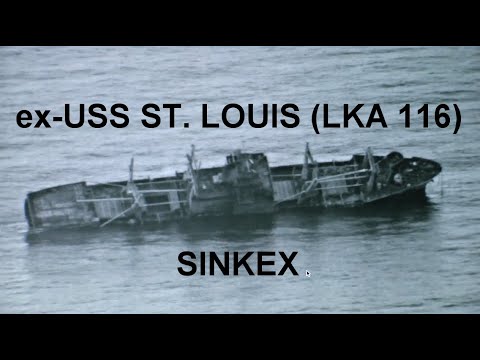 Ex-USS ST. LOUIS (LKA 116) SINKEX, Exercise Valiant Shield 2018