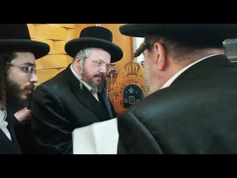 R' Aharon Mordechai Rokeach of Belz Inviting Rachmastrivka Rebbe To His Son's Wedding  - Iyar 5781
