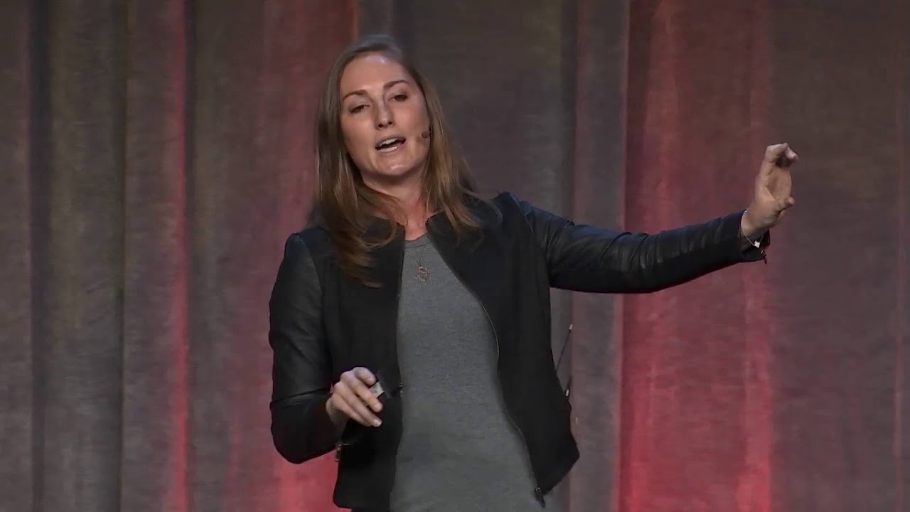 Ashley Crowder (CEO, Vntana) Using Augmented Reality to Turn Customer Experience into Factual Data