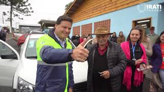 Sandro Alex entrega carro para programa Leite das Crianças em Irati
