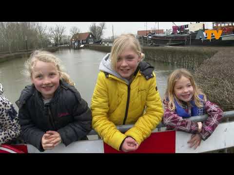 Watertoeristen genieten van hoog water in Woudrichem - AltenaTV 4K