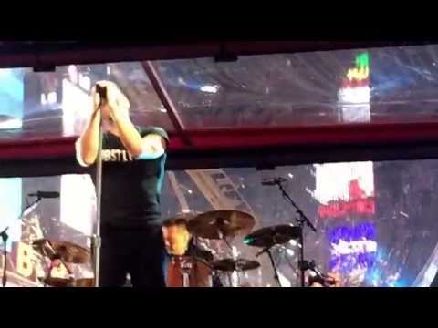 Chris Martin and U2 #onestep4RED