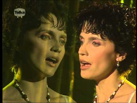 Lucie Bílá - Láska je kýč (2002)