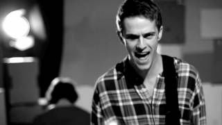 Rooftop Runners - &quot;Streets&quot; RTR  Music