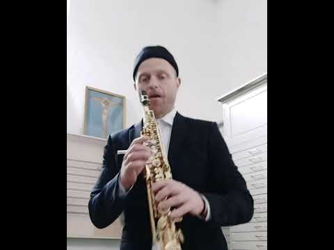 Andreas Gidlund plays a swedish folksong  on sopranosaxophone!