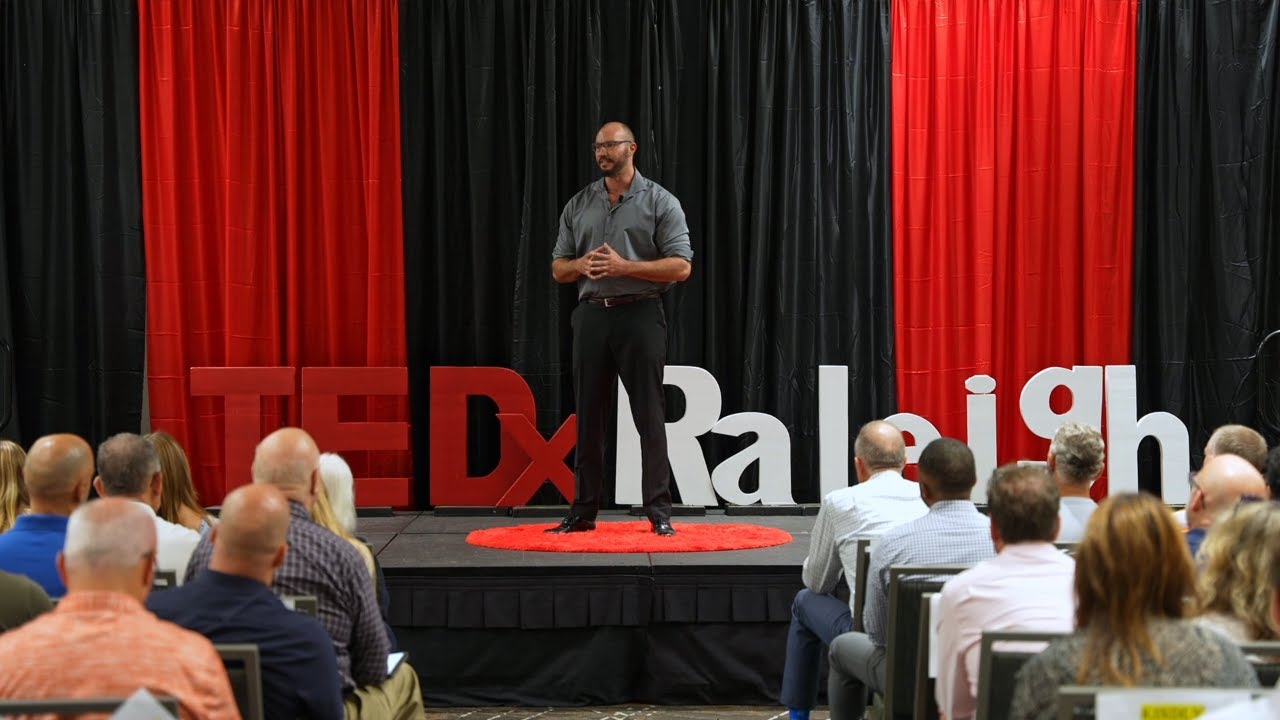 Mark Hulsewe on stage