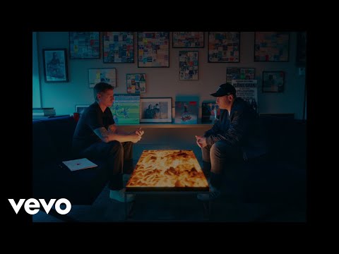 Fabri Fibra - Vivo (Official Visual Video)