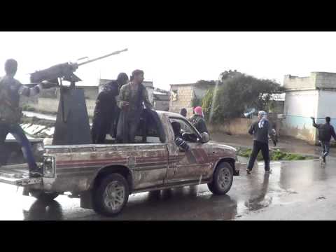 استعداد عناصر لواء نصرة المظلوم للتوجه الى ضرب حاجز القاهرة في ريف حماة