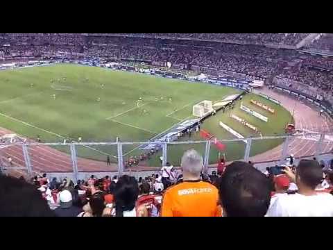 Gol errado de Andrade desde la tribuna