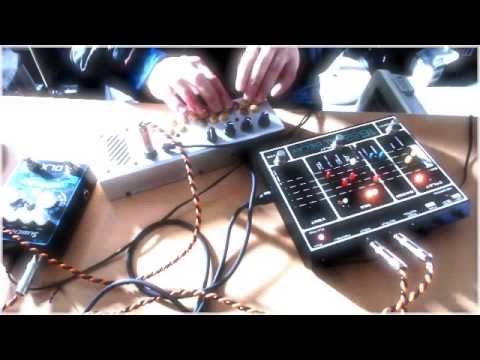 Maneco Labs 16 Second Digital Delay Eurorack Module image 2