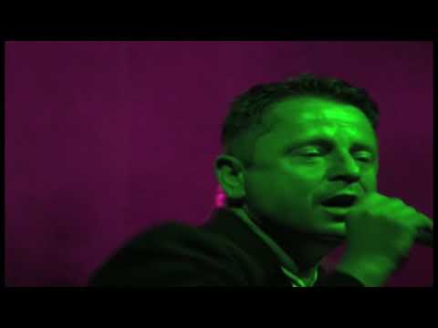 Petr Muk - Stoupám Ti do hlavy live 2009