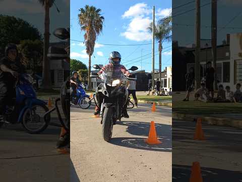 Clínica de Conducción Segura de Motos en Serodino