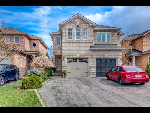 Bright, Open Concept 3+1BR4WR Semi Detached in Mississauga for Sale!