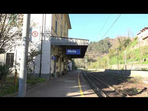 Vista della Stazione di Mele (Ge), sulla linea Genova-Acqui Terme