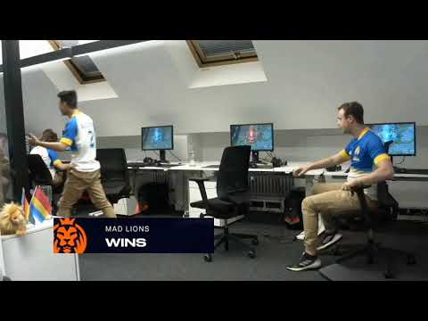 MAD lions funny post game celebration,  Schalke 04 sad faces after tough loss vs MAD lions.