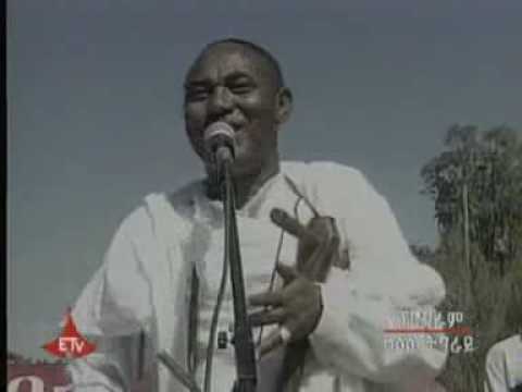 ባህላዊ ትግርኛ ጭራዋጣ #Tigrigna   chirawata https://www.youtube.com/watch?v=pcM2O3cxa0s