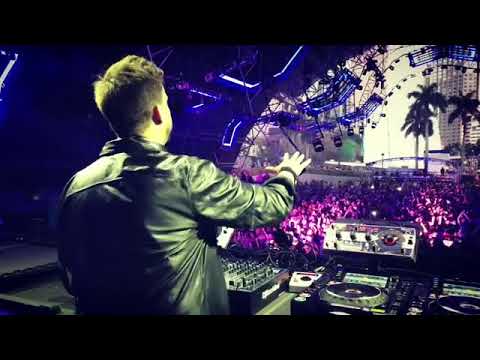 Maceo Plex at Ultra Music Festival palying Vangelis - Blade Runner remix?