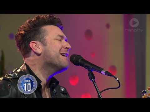 'Eskimo Joe's Kav Temperley On Standing Solo | Studio 10