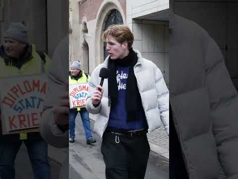 Video Thumbnail: bodenlos.. #fyp #straßenumfrage #intro #demo