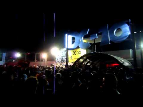 CIRCOLOCO @ DC 10 JAMIE JONES play  AZARI & III   HUNGRY FOR THE POWER