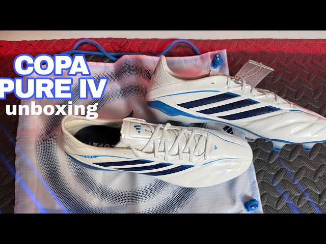 Vídeo relacionado con adidas Unisex Club Firm Ground/Multi Ground Football Boots, Core Black/Grey Four/Lucid Red, 43 1/3 EU