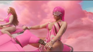 Kadr z teledysku Barbie World (with Aqua) tekst piosenki Nicki Minaj & Ice Spice