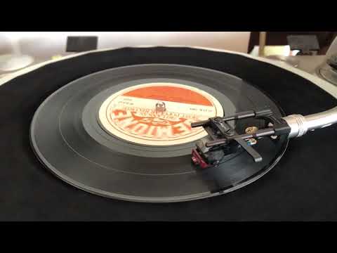 Felix Anton: Ekama Isauwe