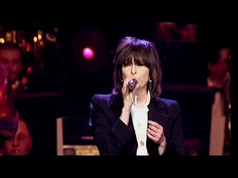 Chrissie Hynde - I'll Stand by You (live version with orchestra) - correct ratio