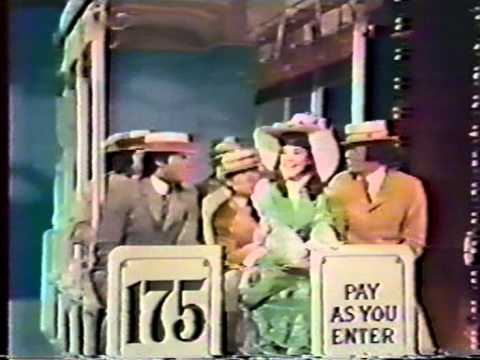 Julie Andrews - The Trolley Song