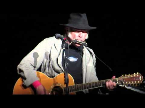 Neil Young - Cortez the Killer - Chicago Theater, Chi IL. Apr 22, 2014