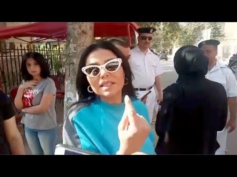 رانيا يوسف وغادة إبراهيم تشاركان في الاستفتاء على التعديلات الدستورية